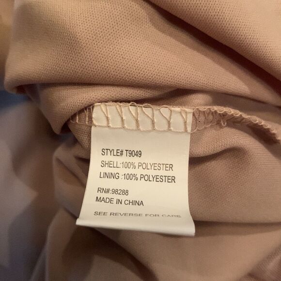 NWT CalStyle Tan Sleeveless Blouse Chiffon Velvet top Lined Plus Size 2X - Picture 12 of 12